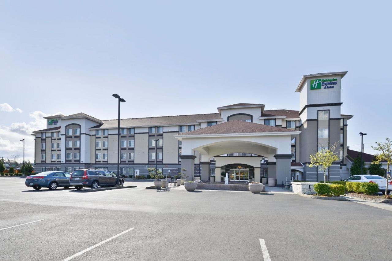 Holiday Inn Express & Suites Tacoma South - Lakewood By Ihg Exterior photo