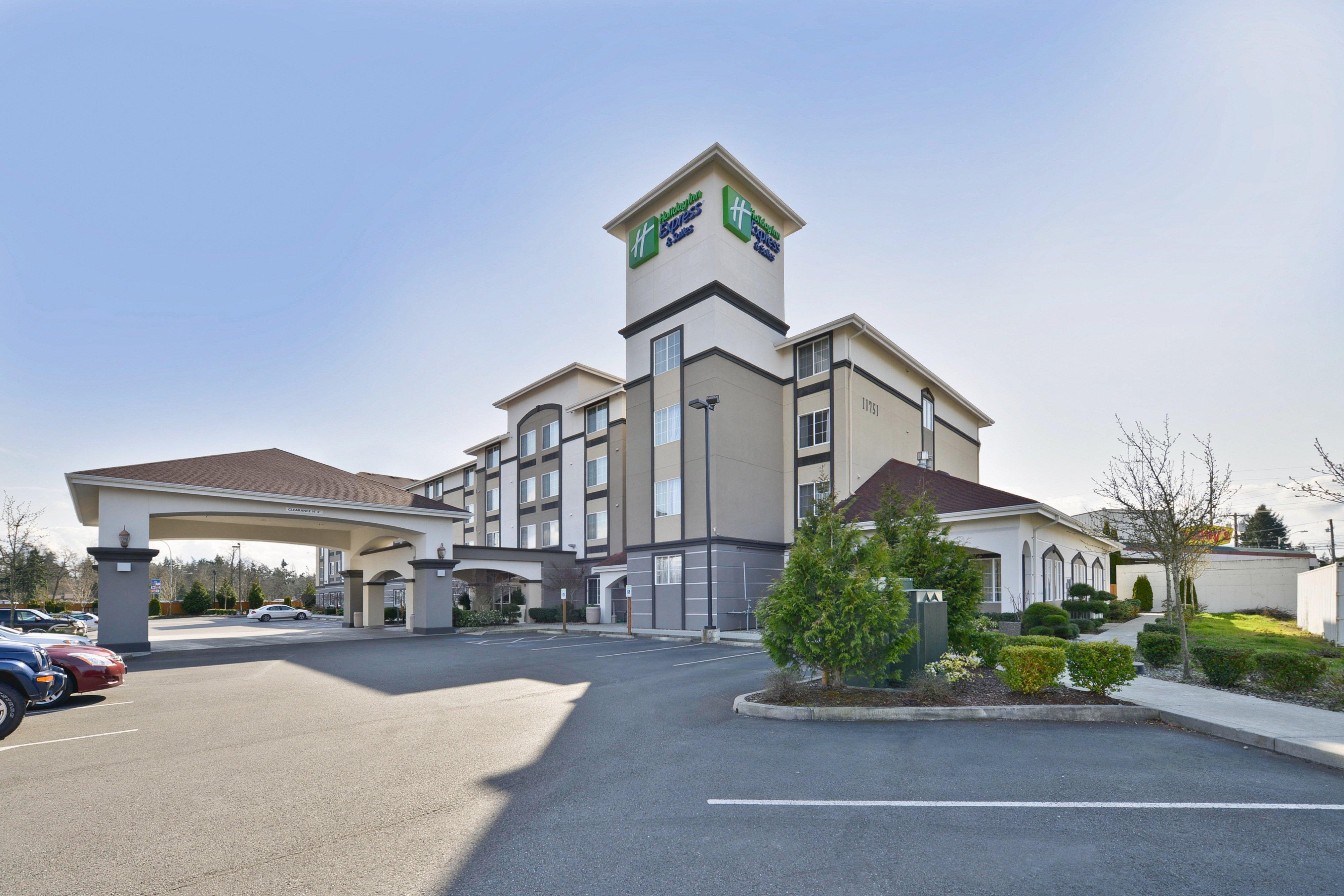 Holiday Inn Express & Suites Tacoma South - Lakewood By Ihg Exterior photo